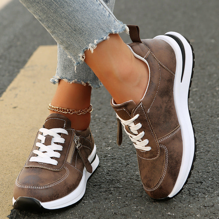 Dyla | Orthopedic Zip-Up Sneakers Brown6