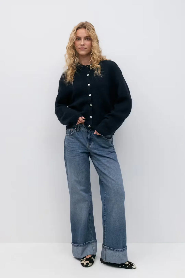 Chelly | Knitted Cardigan