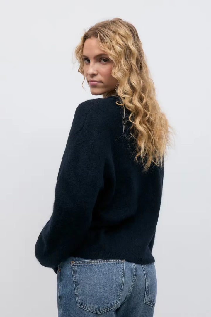 Chelly | Knitted Cardigan