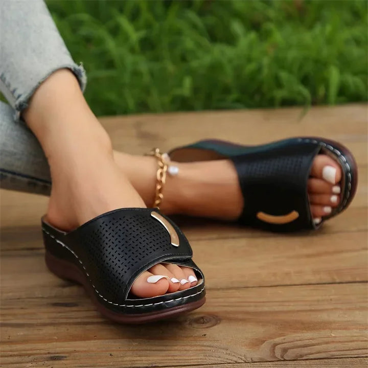 Poppy | Orthopedic Slide Sandals