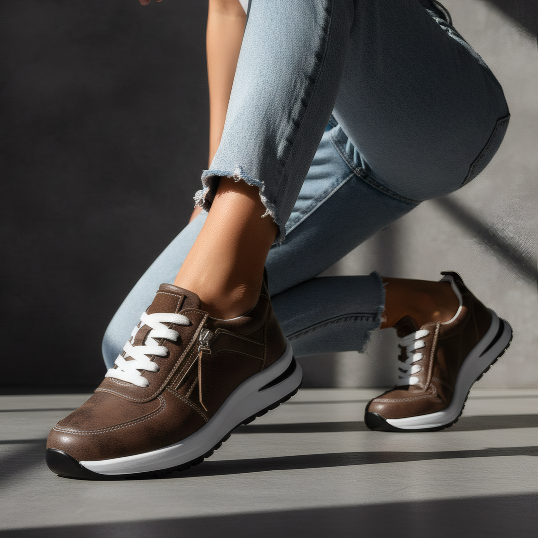 Dyla | Orthopedic Zip-Up Sneakers Brown